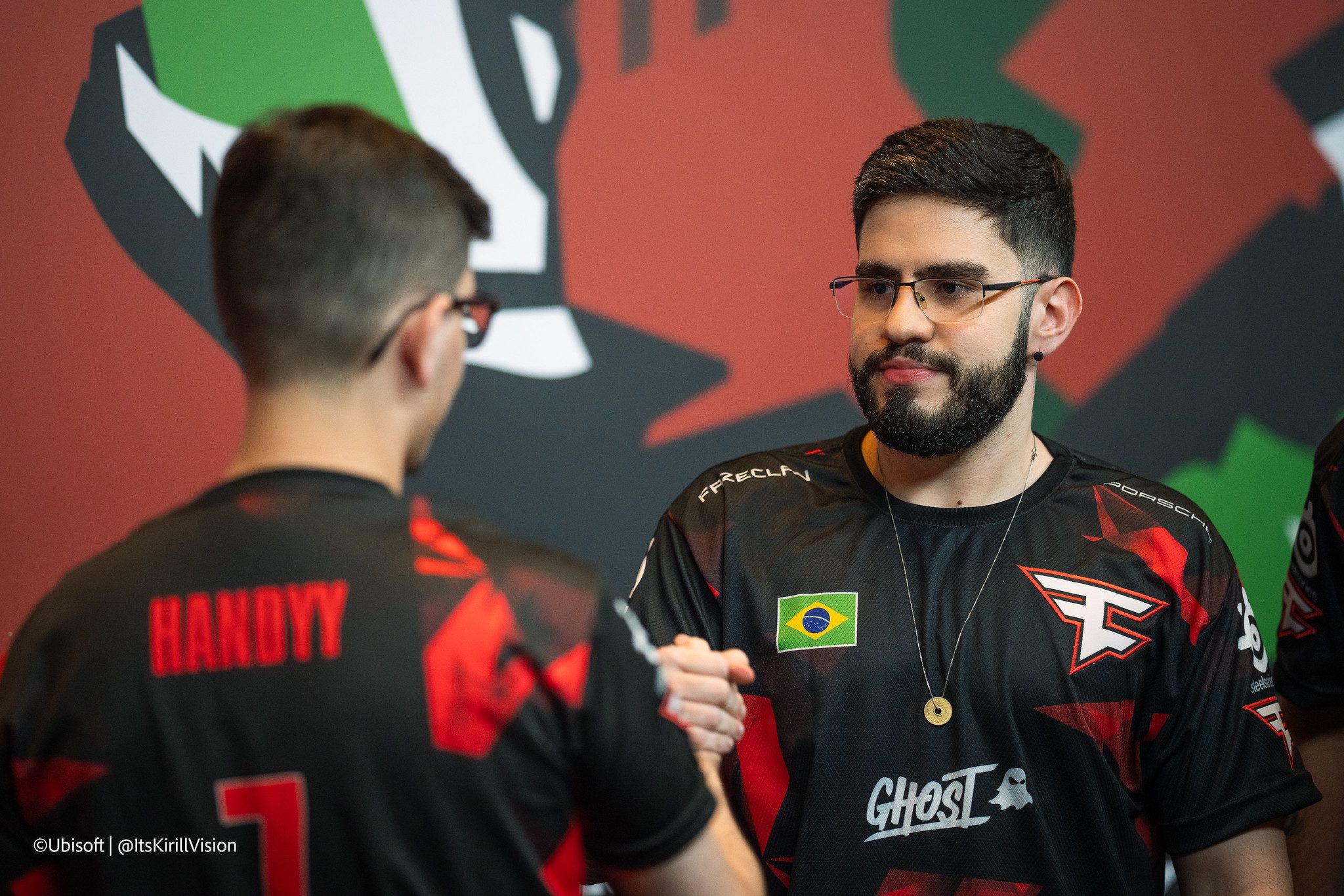 Six Invitational FaZe também avança ao mata mata Game Arena