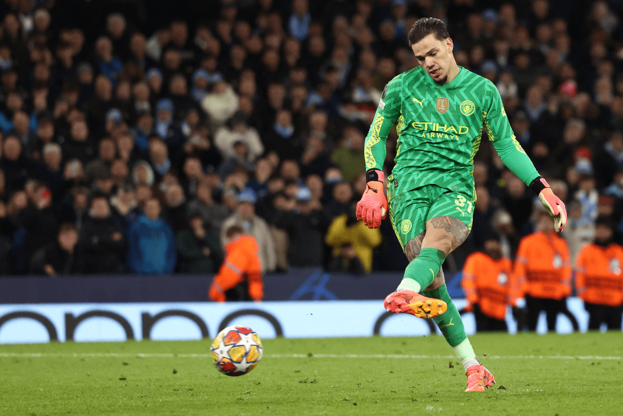 Ederson Recebe Proposta Do Futebol Rabe E Pode Se Tornar Goleiro Mais