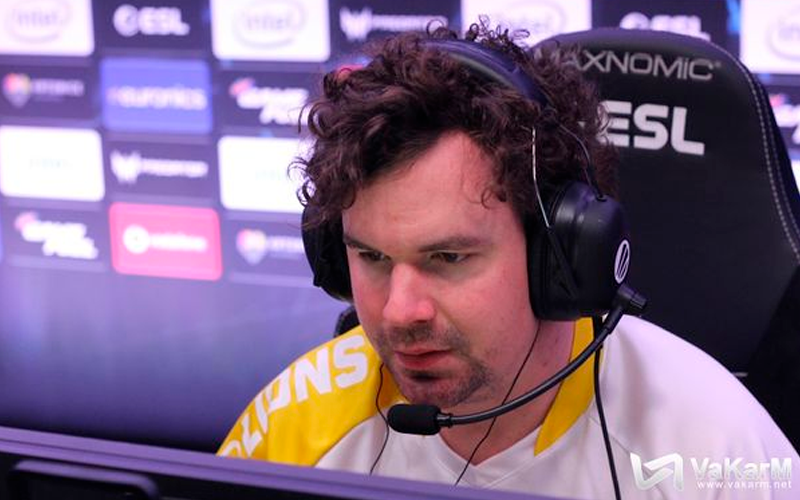 POLÊMICA. FALLEN E GAULES falando sobre VALVE NÃO PAGAR COACH! 