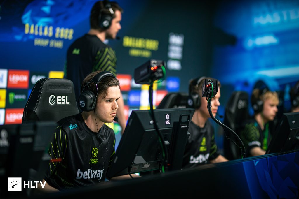 IEM Dallas 2022: NiP vence, se mantém viva e eliminada Complexity