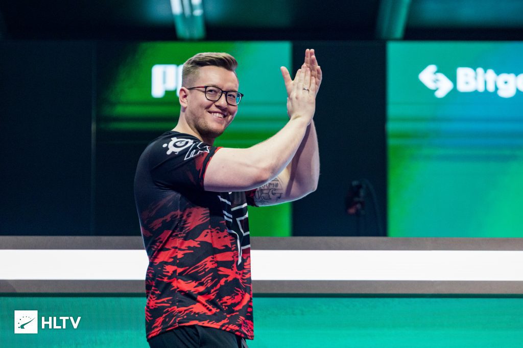 IEM Dallas 2022: Após título do Major, FaZe vence em estreia