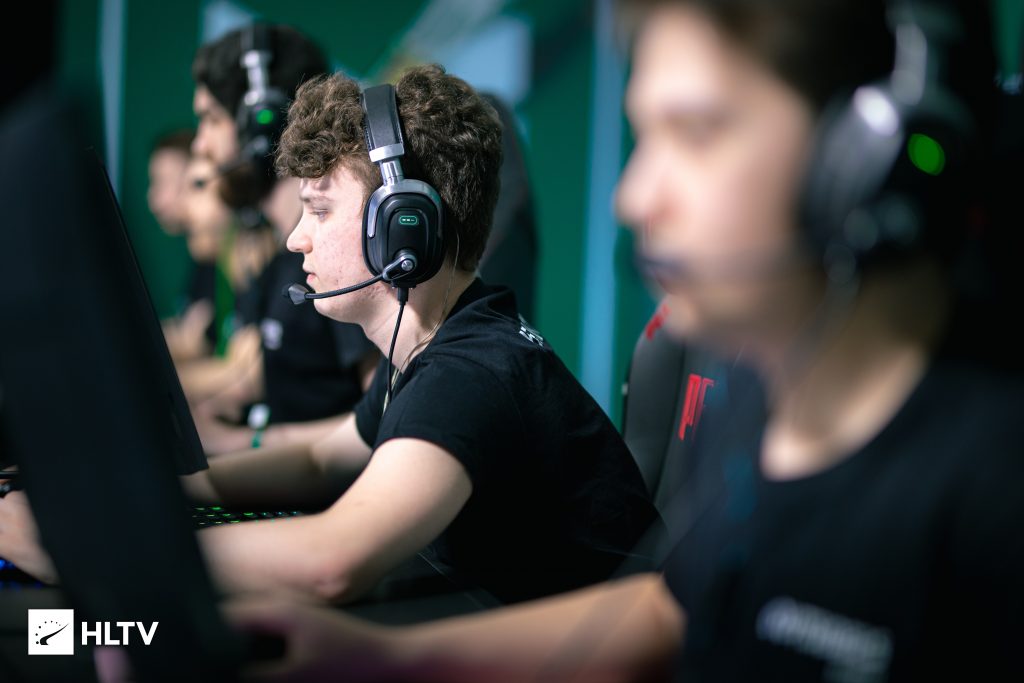 PGL Major Antwerp 2022: Outsiders batem a Complexity e ficam 2-1