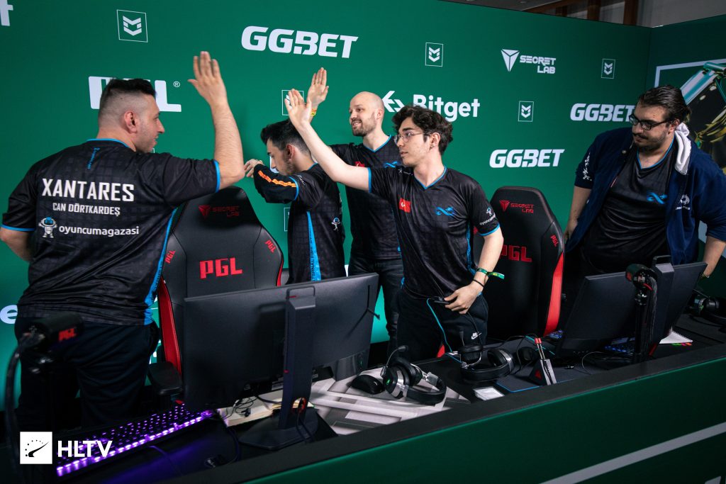 PGL Major Antwerp 2022: Eternal Fire se recupera e vence a Renegades