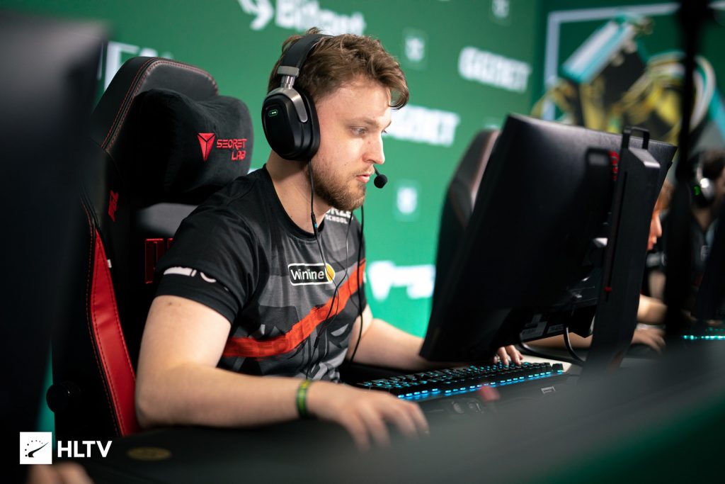 PGL Major Antwerp 2022: forZe vence a Renegades e estreia com vitória