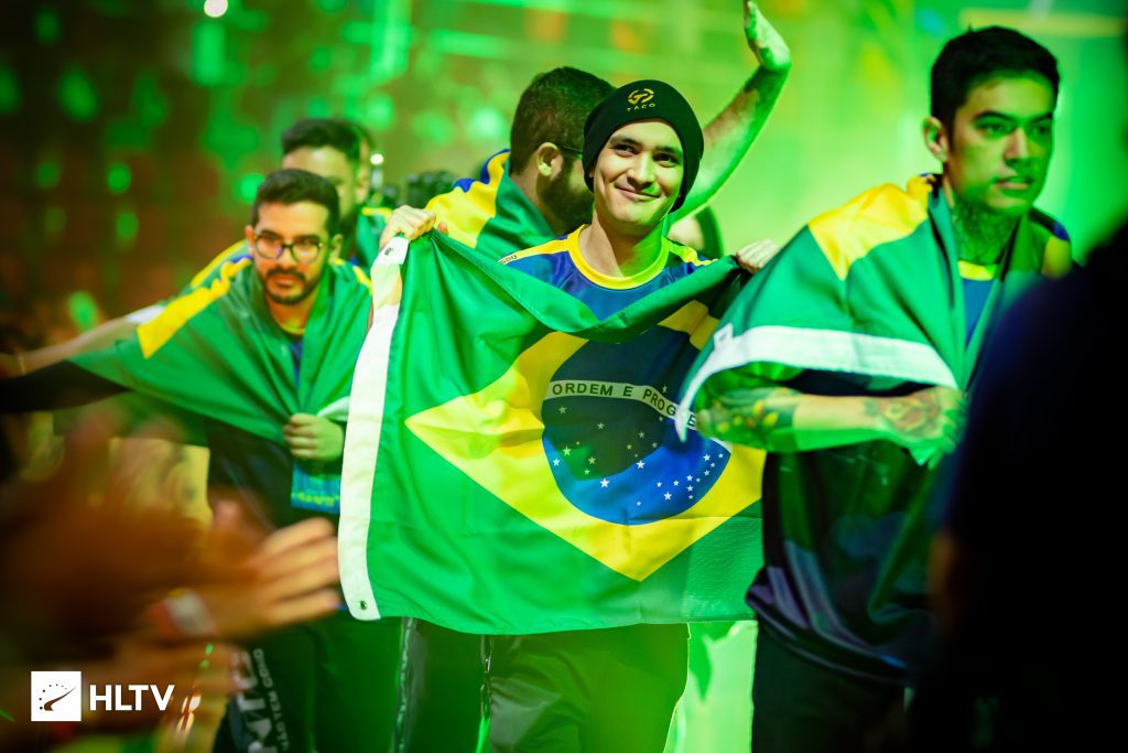 IEM Rio Major 2022: Brasil amassa em Showmatch e diverte a torcida antes da final