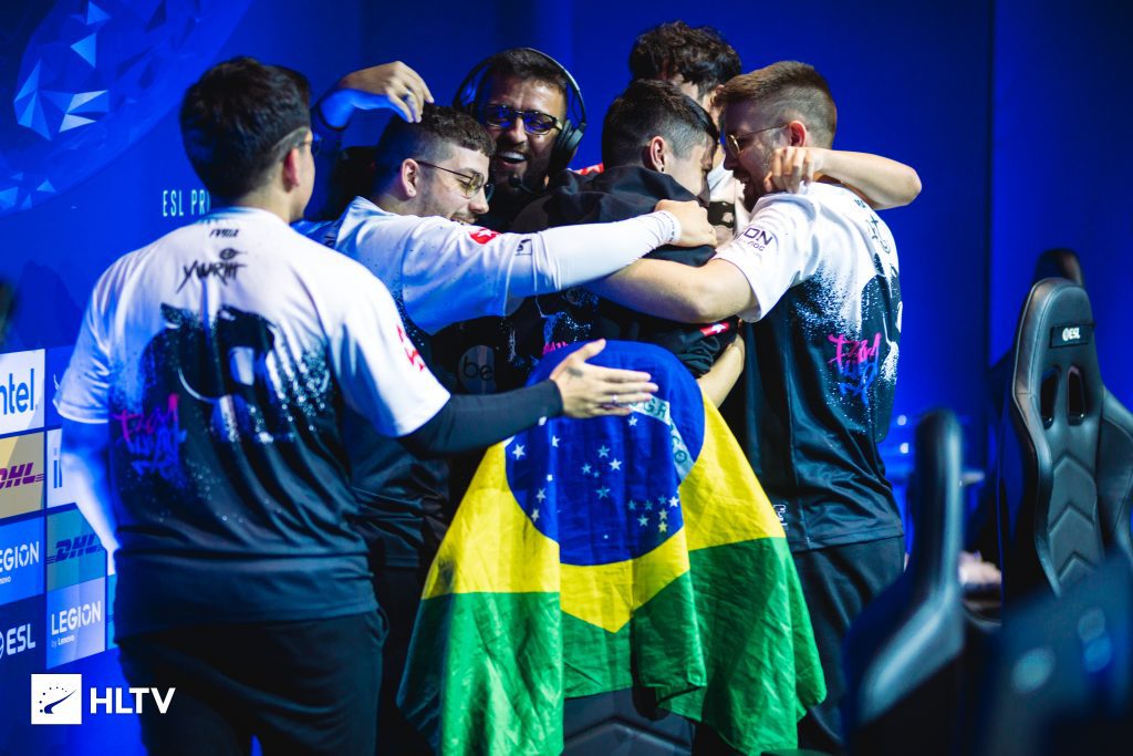 IEM Rio Major 2022: FURIA amassa a ENCE e faz a festa da torcida