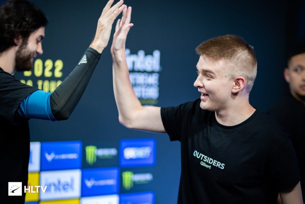 IEM Rio: Outsiders avança para o Legends com vitória contra a Fnatic