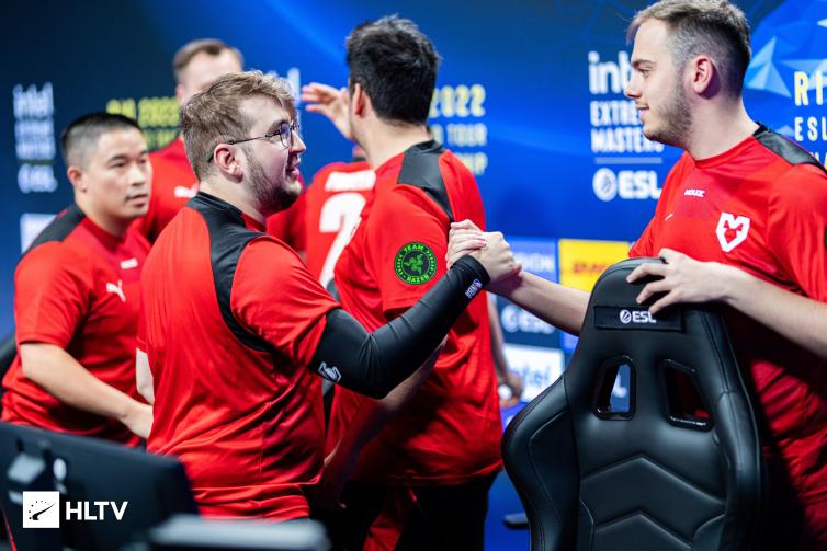 IEM Rio Major 2022: MOUZ bate Fnatic e é a primeira Legends