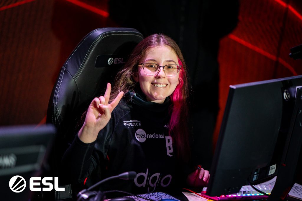 ESL Impact: B4 bate HSG e está classificada para os playoffs