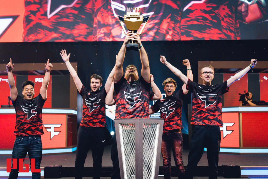 FaZe campeã PGL Major Antwerp 2022.