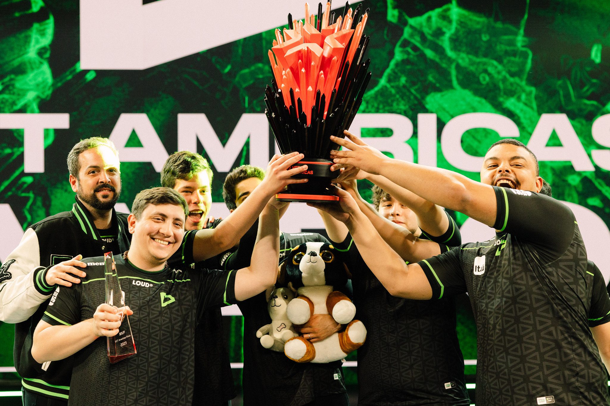 VCT Brasil 2022: LOUD e FURIA vencem e vão aos playoffs - Mais Esports