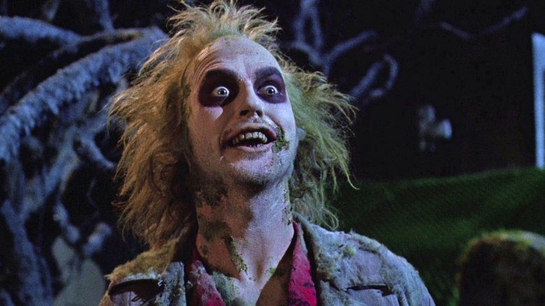 Michael Keaton vai voltar ao papel do sinistro fantasma em Beetlejuice 2. (Imagem: Reprodução)