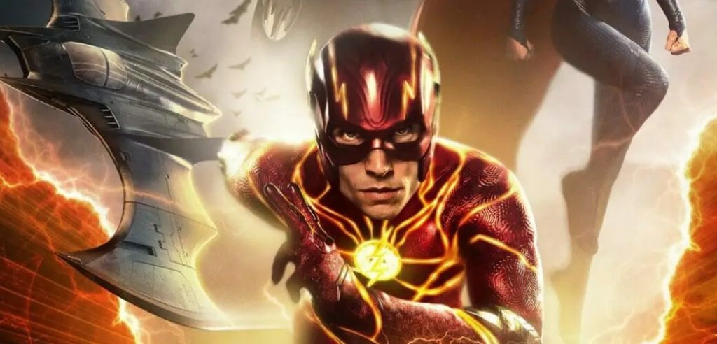 Os mundos colidem no novo filme do Flash (Ezra Miller). (Imagem: Reprodução/Warner)