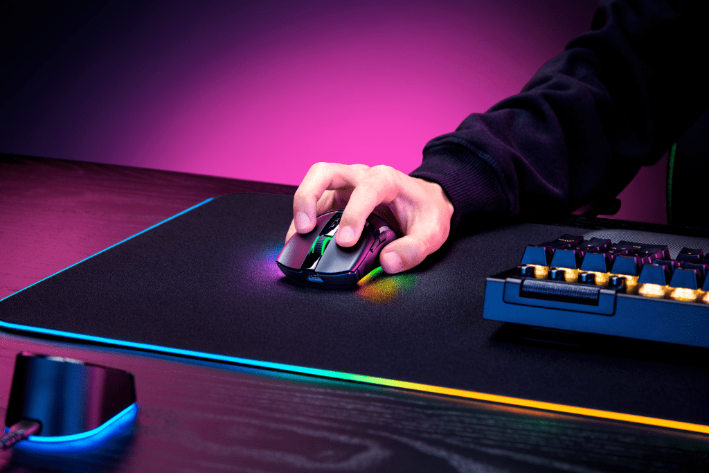 Razer anuncia Basilisk V3 Pro, seu mouse gamer sem fio mais