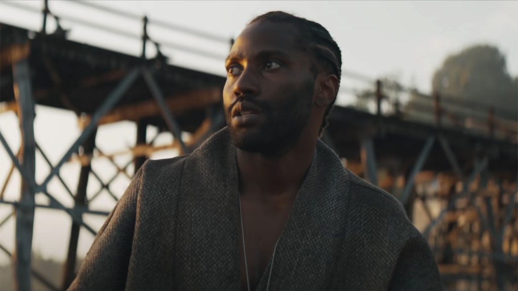 John David Washington enfrenta uma inteligência artificial implacável em Resistência, do mesmo diretor de Rogue One: Uma História Star Wars.