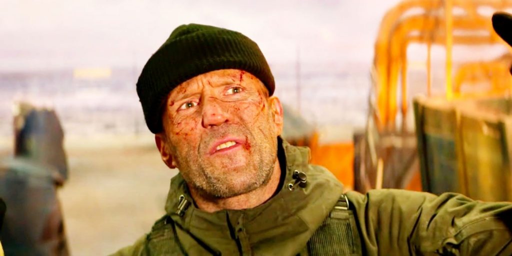 Até o Jason Statham está impressionado com a violência em Os Mercenários 4