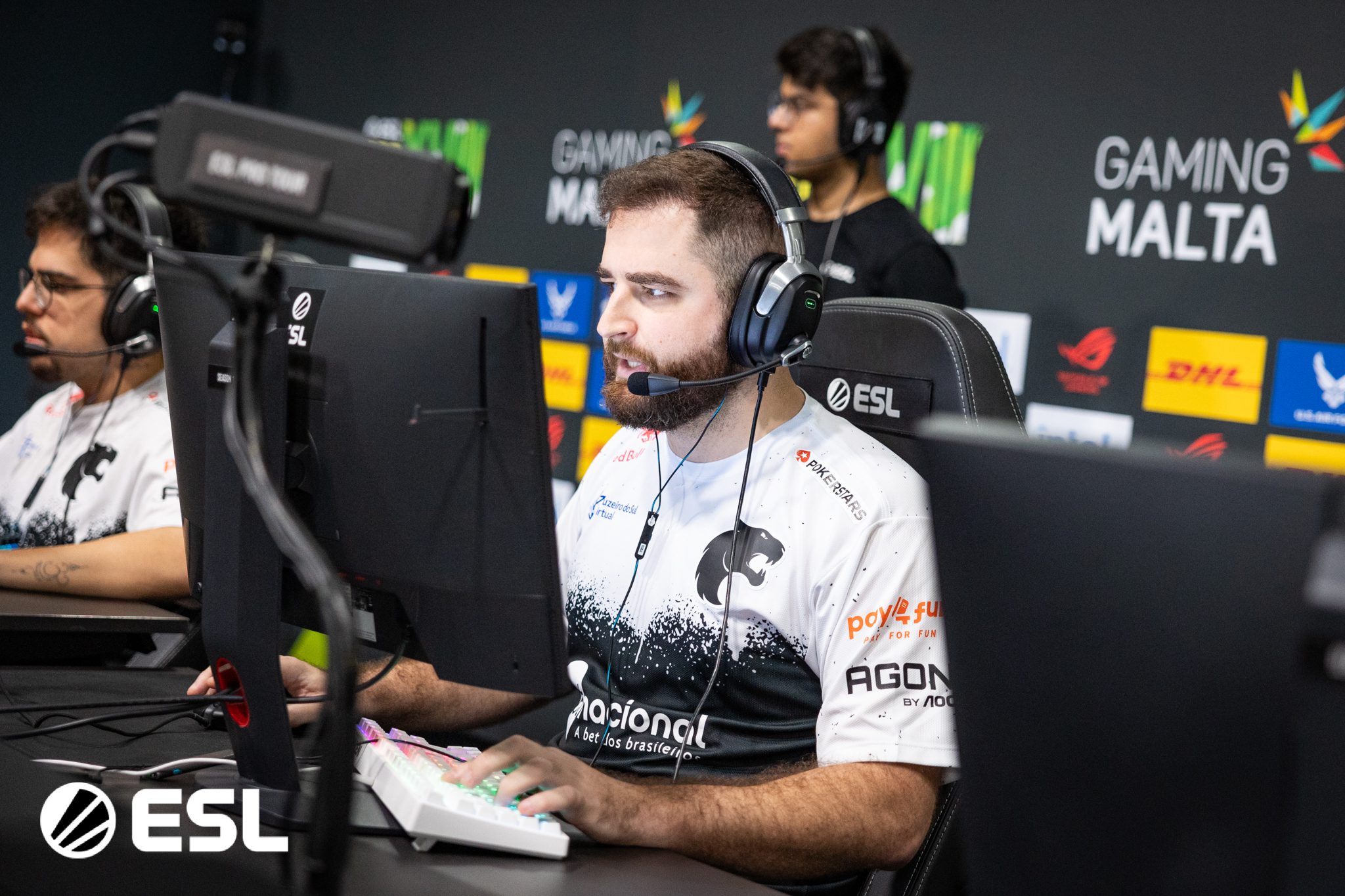 FALLEN REAGINDO AS ESTATÍSTICAS DO NOWAY NA HLTV 