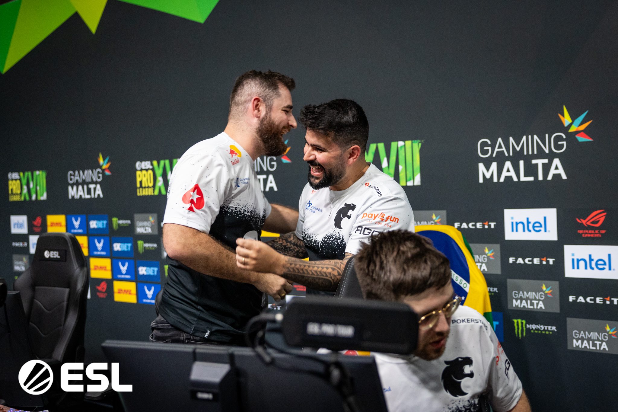 CS:GO: veja os jogadores que já receberam prêmio de melhor do mundo