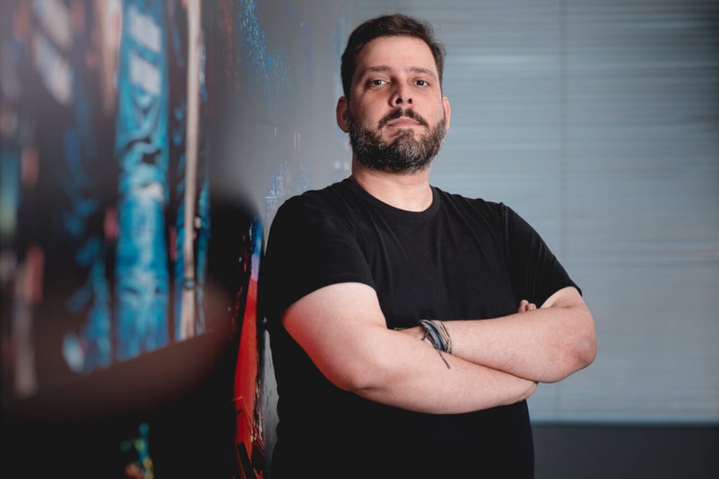 LoL: torneios internacionais são possibilidade, diz Caco, head de esports