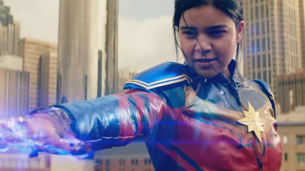Iman Vellani como Ms. Marvel em As Marvels