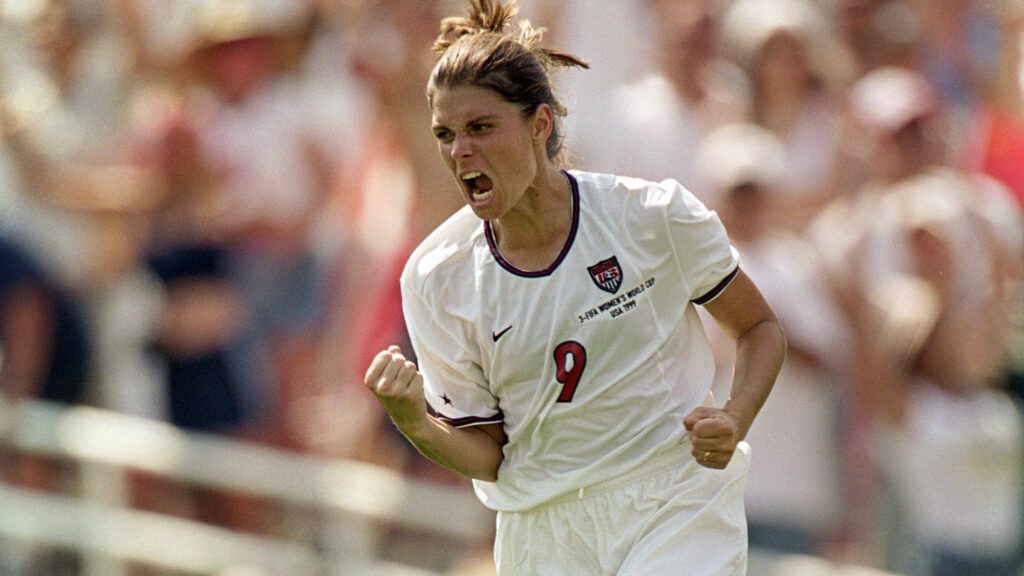 Guia de Ultimate Team - Melhores Pontas Direitas - Mia Hamm