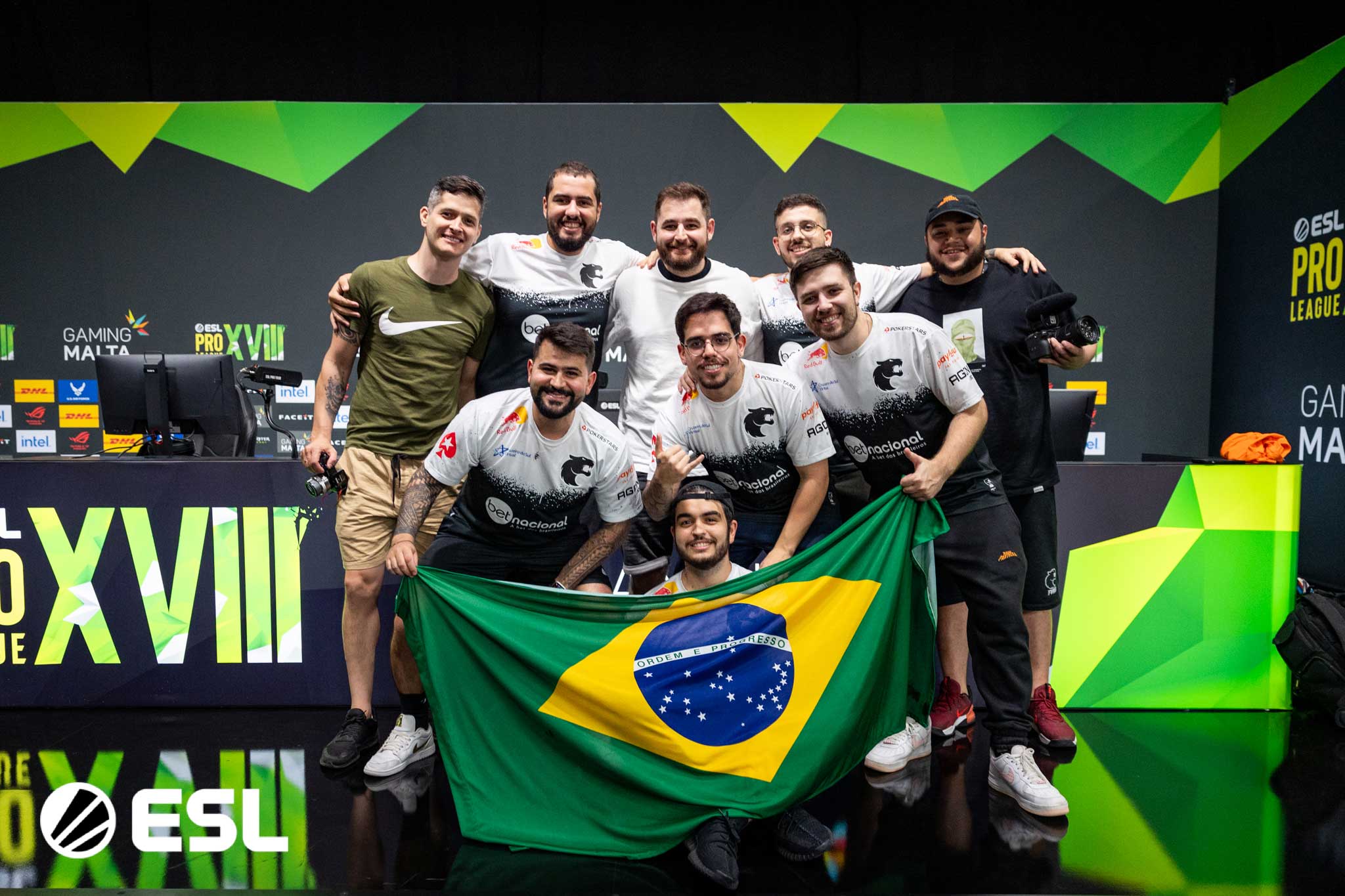 FURIA, MIBR e paiN serão o Brasil na IEM Katowice 2023; veja lista de  participantes