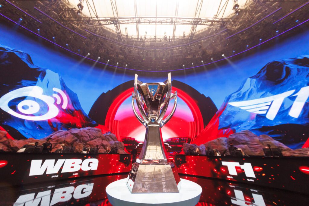 Mundial de LoL 2024: três equipes disputam última vaga