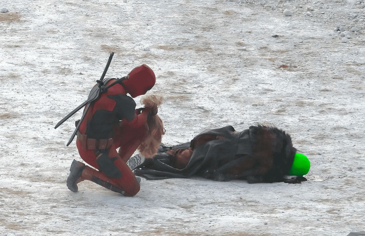 Deadpool 3  Fotos do set revelam o visual de Dentes-de-Sabre