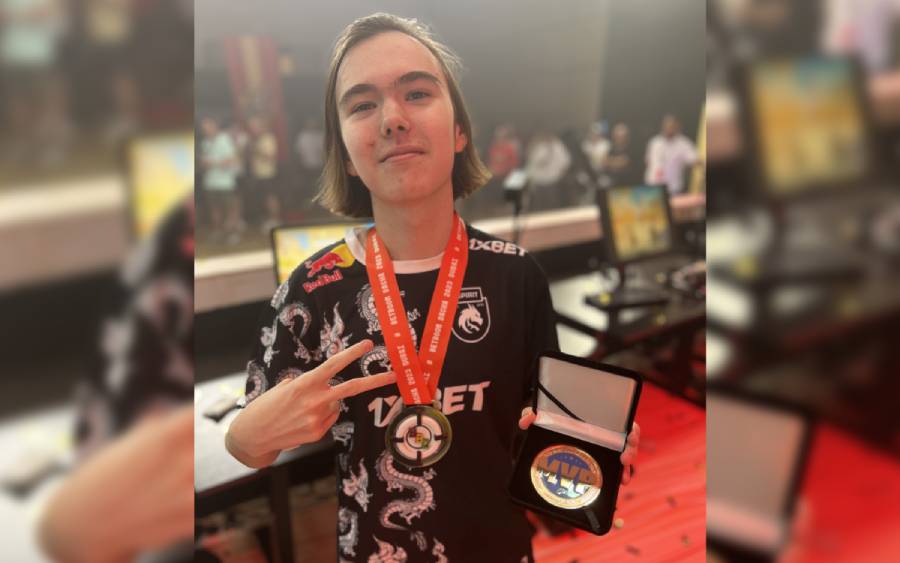 CS2: donk é o 2º mais jovem da história a ser MVP em LAN