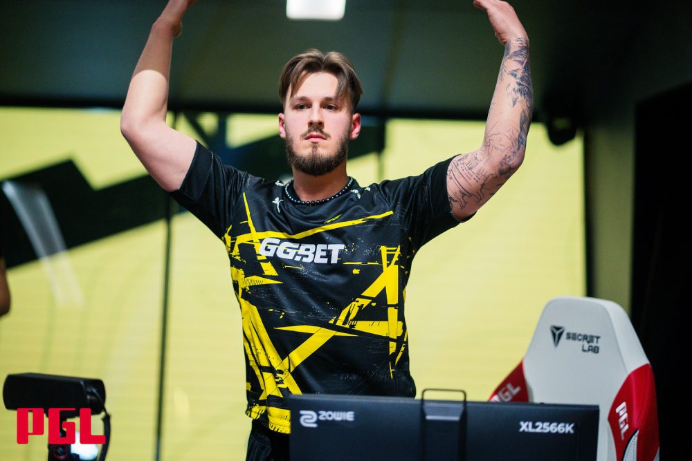 jL comemora vitória da Natus Vincere no Major de Copenhagen.