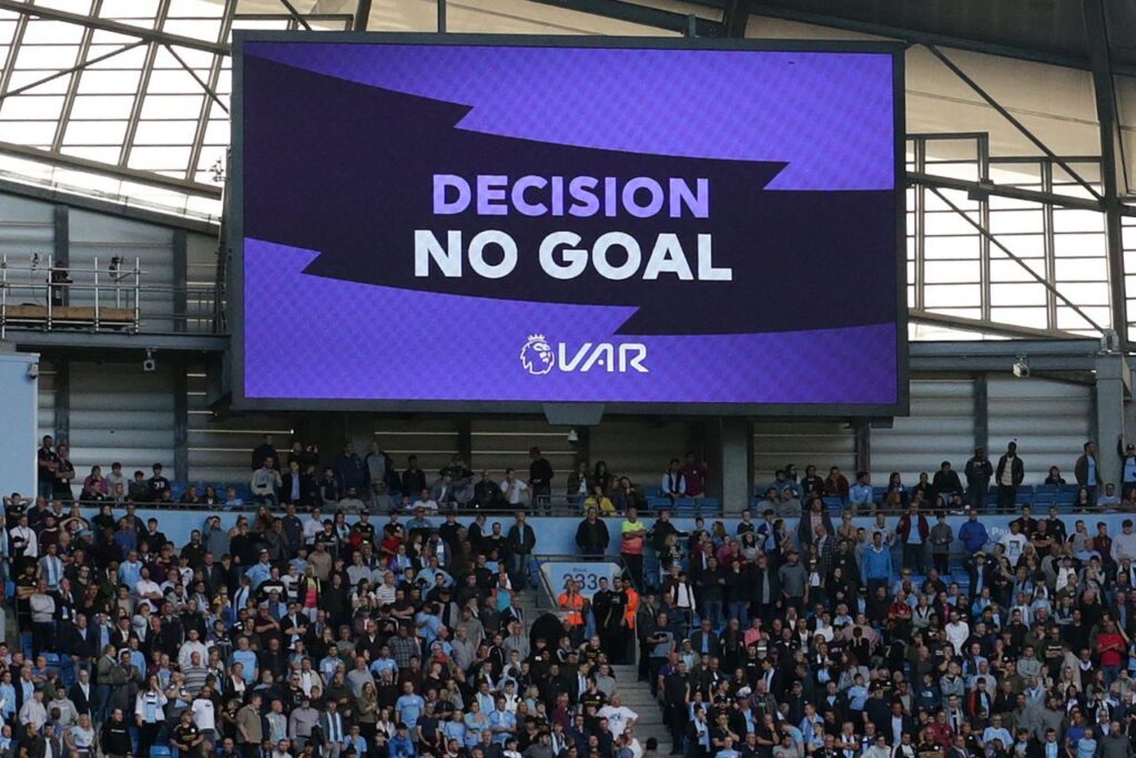 VAR é utilizado na Premier League desde 2019