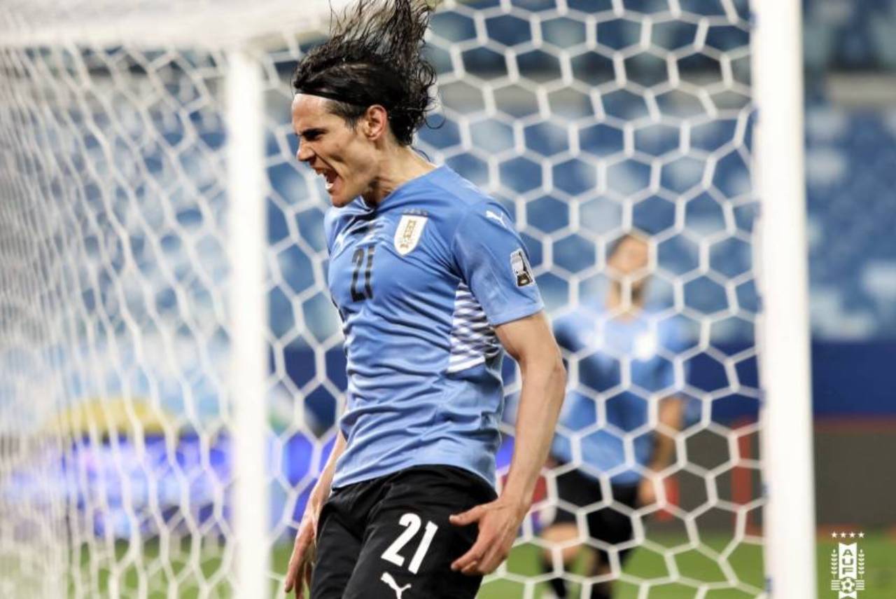 Cavani é o segundo maior artilheiro da história da Seleção. Foto: Divulgação/AUF