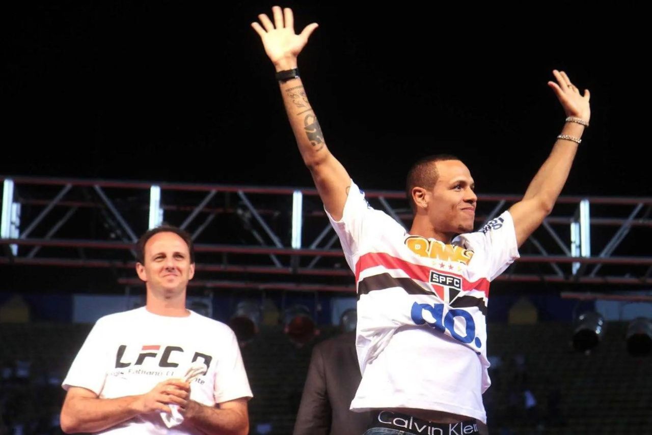 Luis Fabiano no São Paulo em 2011