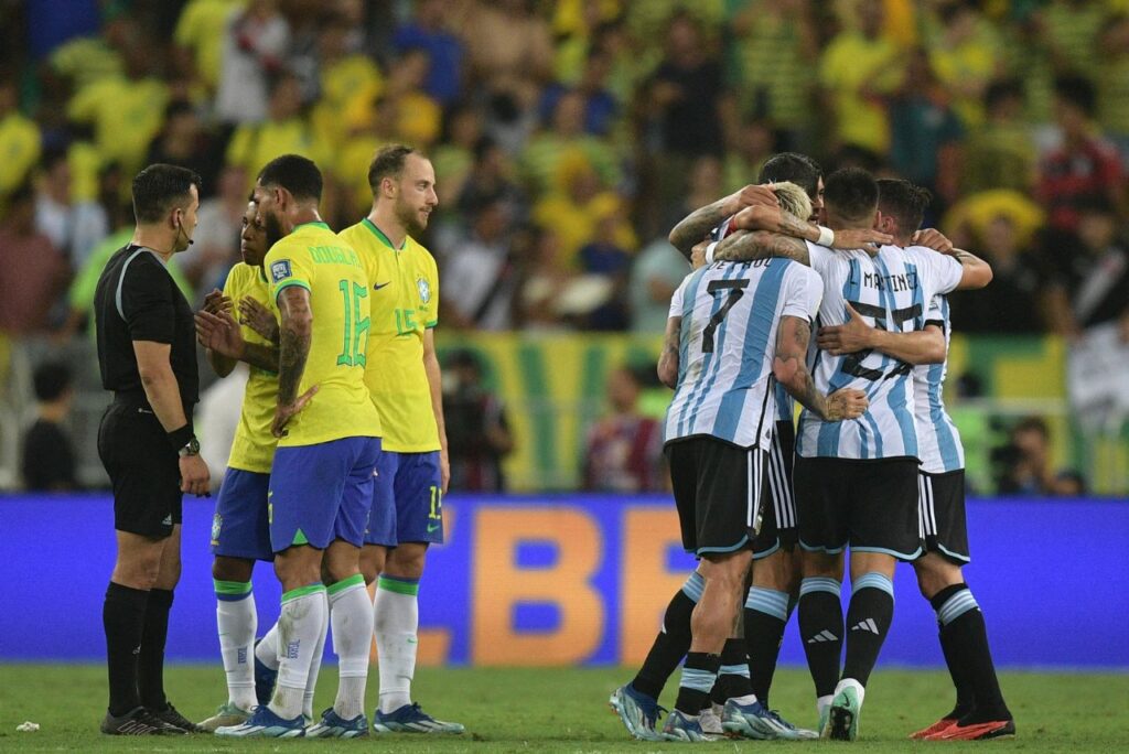 Brasil perdeu para a Argentina no Maracanã