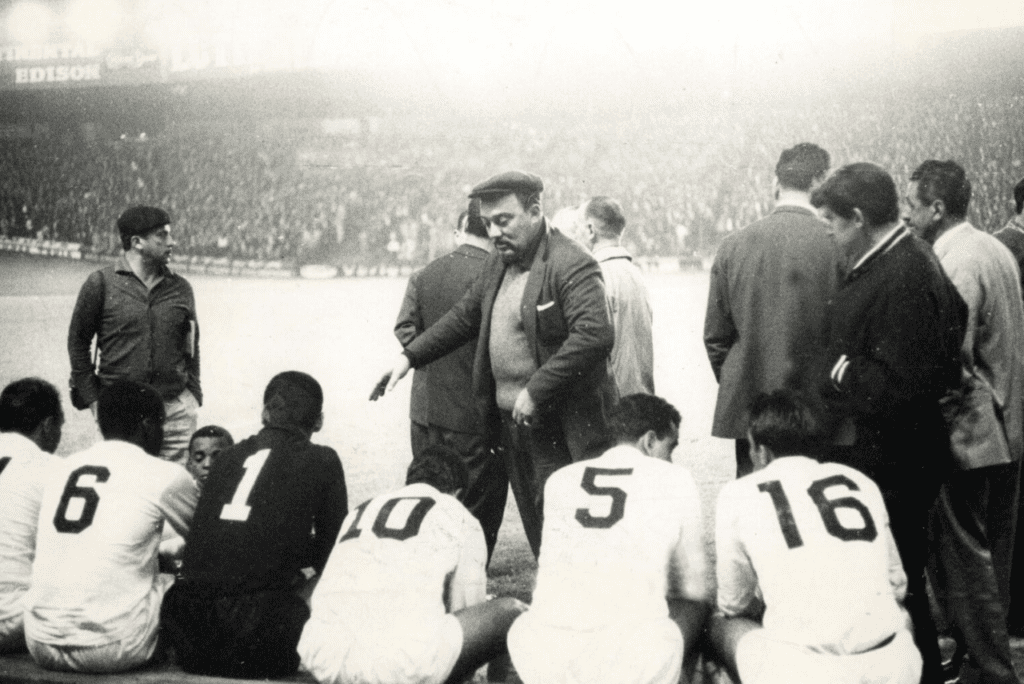 Lula, técnico do Santos, é um dos técnicos mais longevos do Brasil ao lado de Abel Ferreira