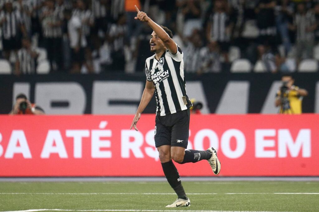Eduardo marcou duas vezes na vitória do time carioca. Foto: Vitor Silva/ Botafogo
