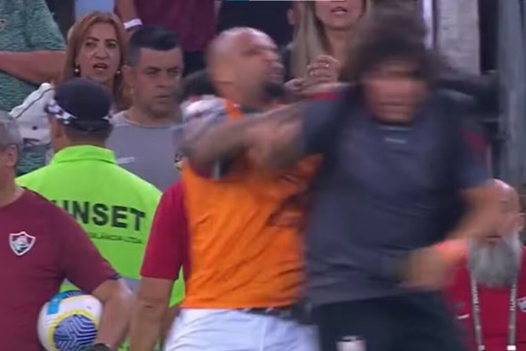 Momento da agressão de Felipe Melo