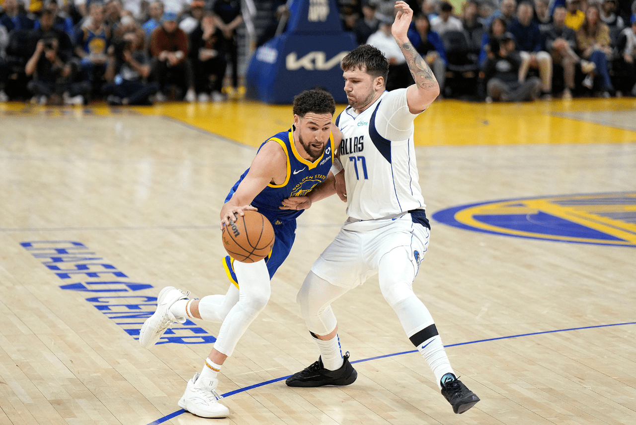 NBA: Klay Thompson e Luka Doncic serão companheiros nas próximas duas temporadas