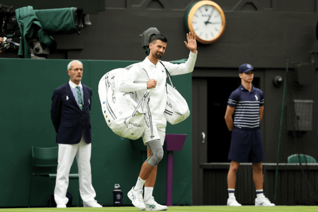 Novak Djokovic estreia com vitória em Wimbledon