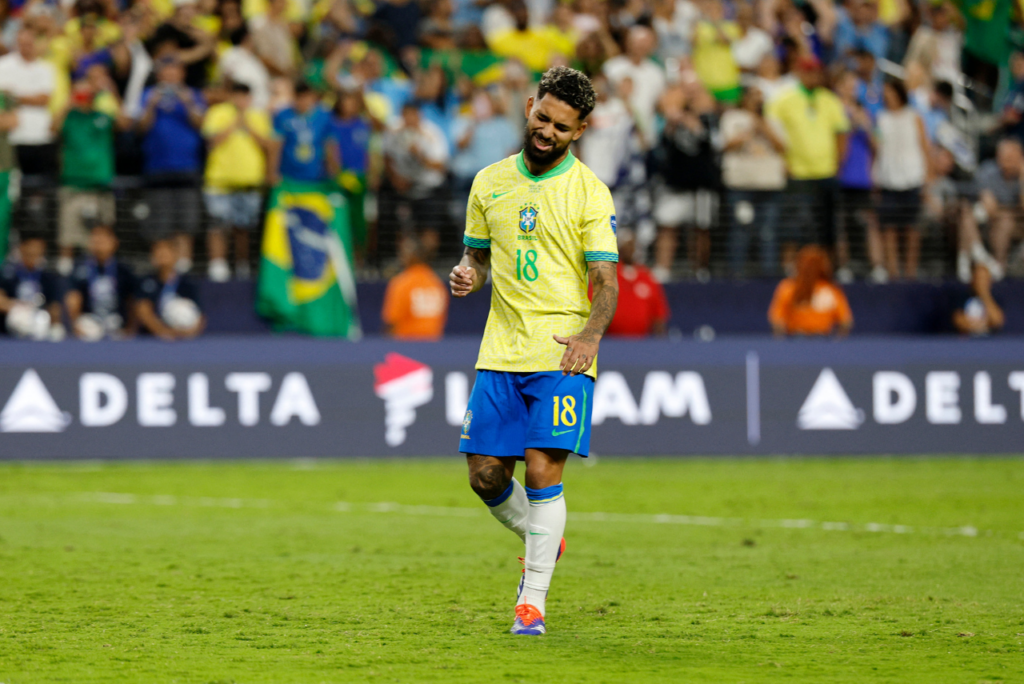 Andreas Pereira perdeu uma das penalidades pelo Brasil