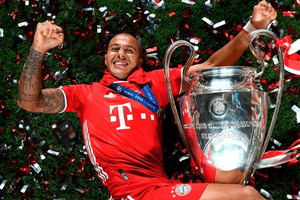 Thiago Alcântara conquistou a Liga dos Campeões com a camisa do Bayern de Munique