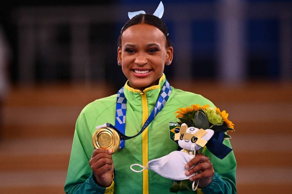 Rebeca Andrade é uma das esperanças do Brasil em Paris. Foto: LOIC VENANCE/AFP