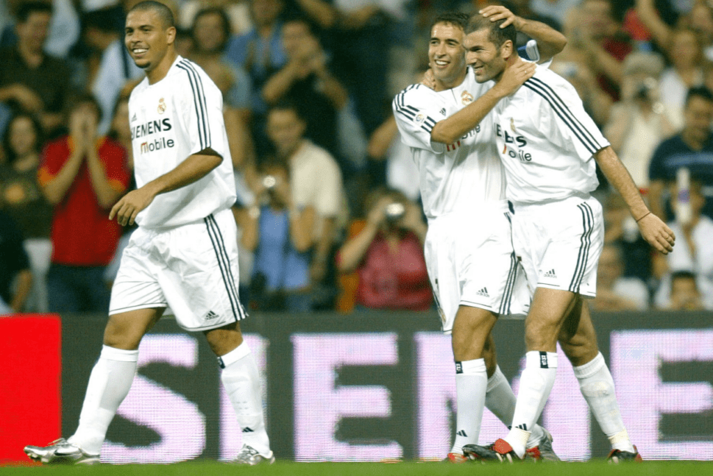 Brasileiro Ronaldo foi o camisa 9 da geração dos galáticos do Real Madrid