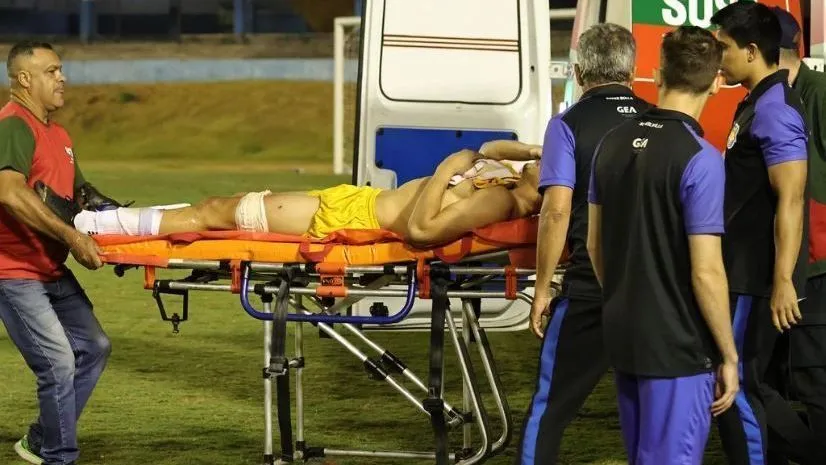 Goleiro do Grêmio Anápolis foi atingido por tiro de bala de borracha