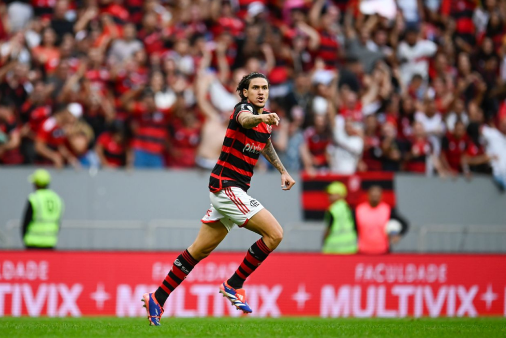 Pedro marcou um dos gols da vitória do Flamengo