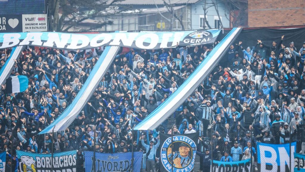 Grêmio vence todos os ingressos para jogo contra o Vitória no estádio Centenário