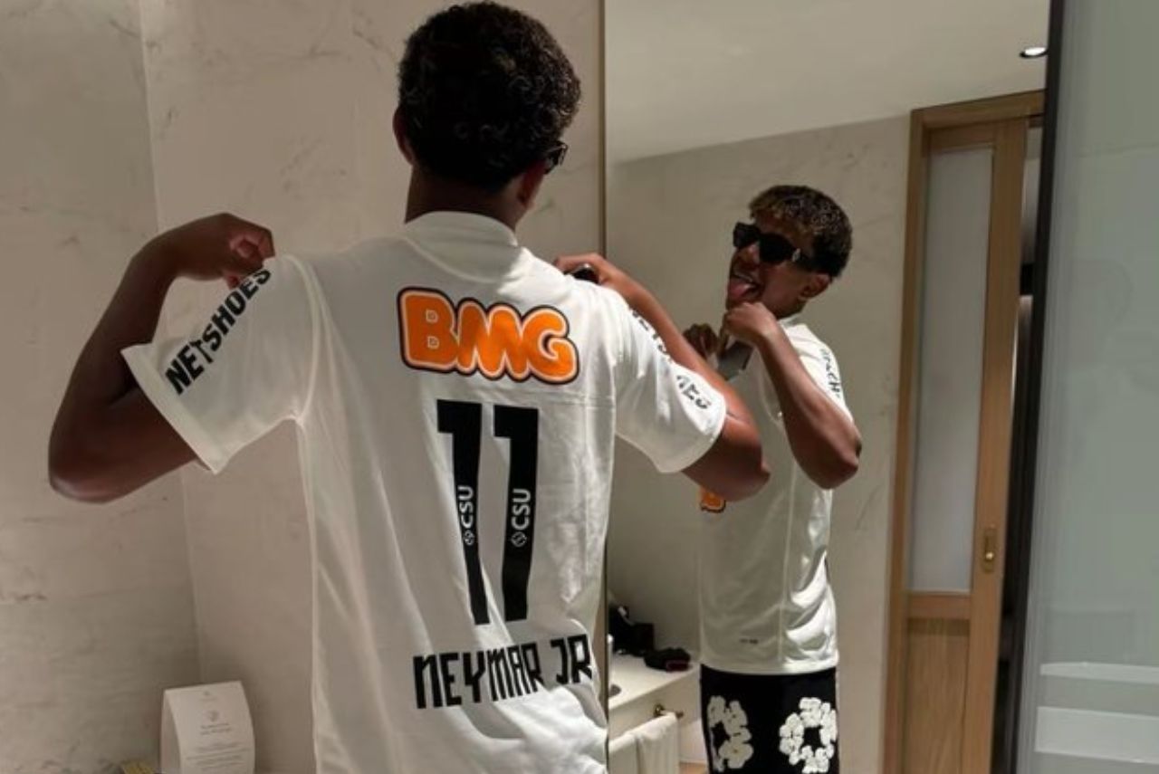 Lamine Yamal, do Barcelona, exalta Neymar: "Meu ídolo de infância