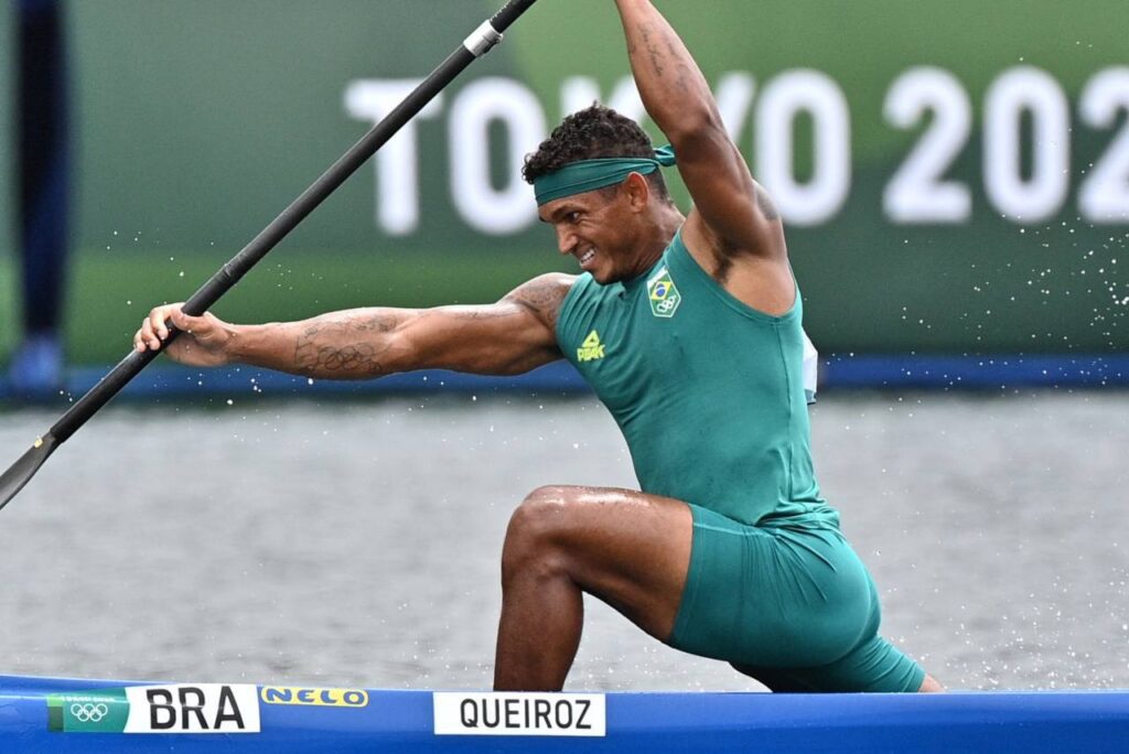 Isaquias Queiroz pode sair de Paris 2024 como recordista de medalhas. Foto: PHILIP FONG/AFP