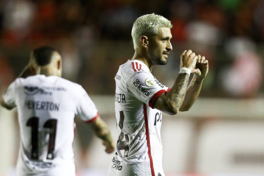 Arrascaeta marcou o primeiro gol do Flamengo jogo. Foto: Gilvan de Souza / CRF