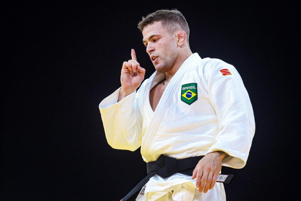 Paris 2024 Willian Lima garante medalha e Brasil vai à final do judô após 24 anos